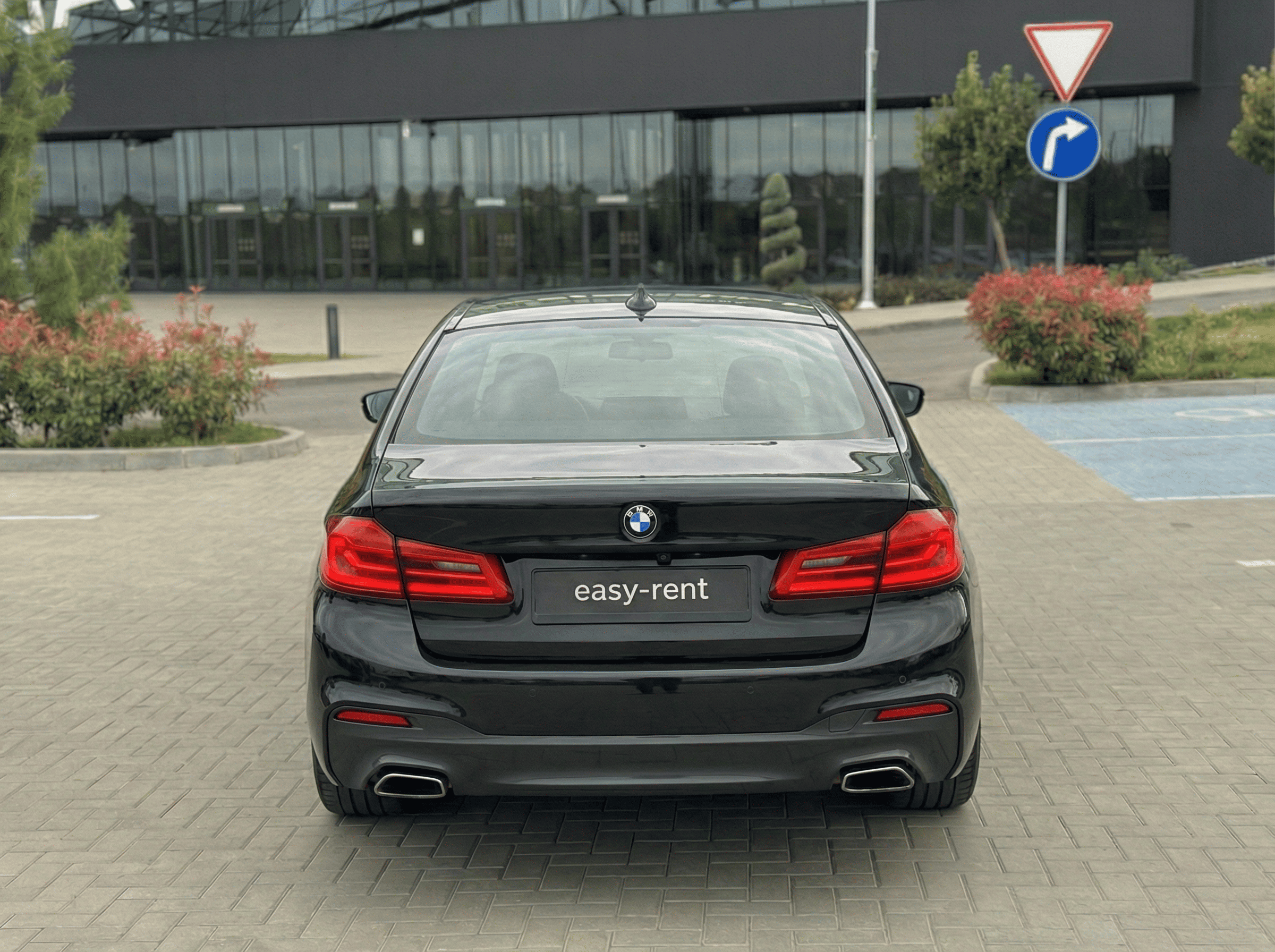 BMW 520d X-Drive G30 rest