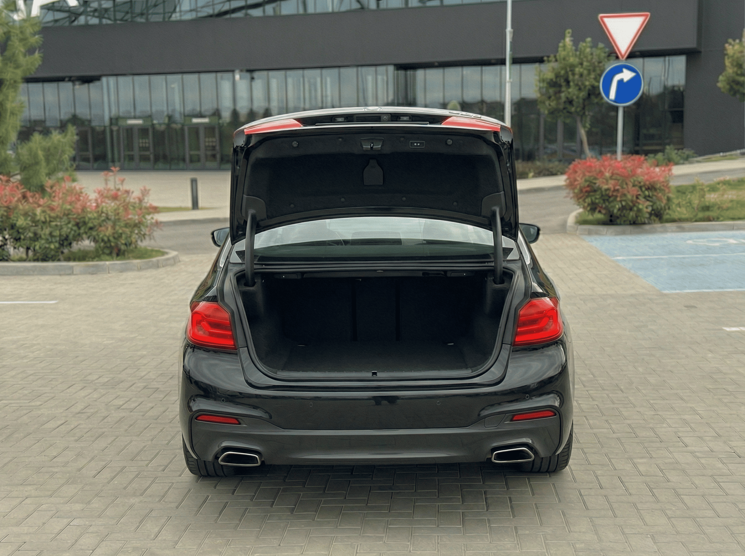 BMW 520d X-Drive G30 rest