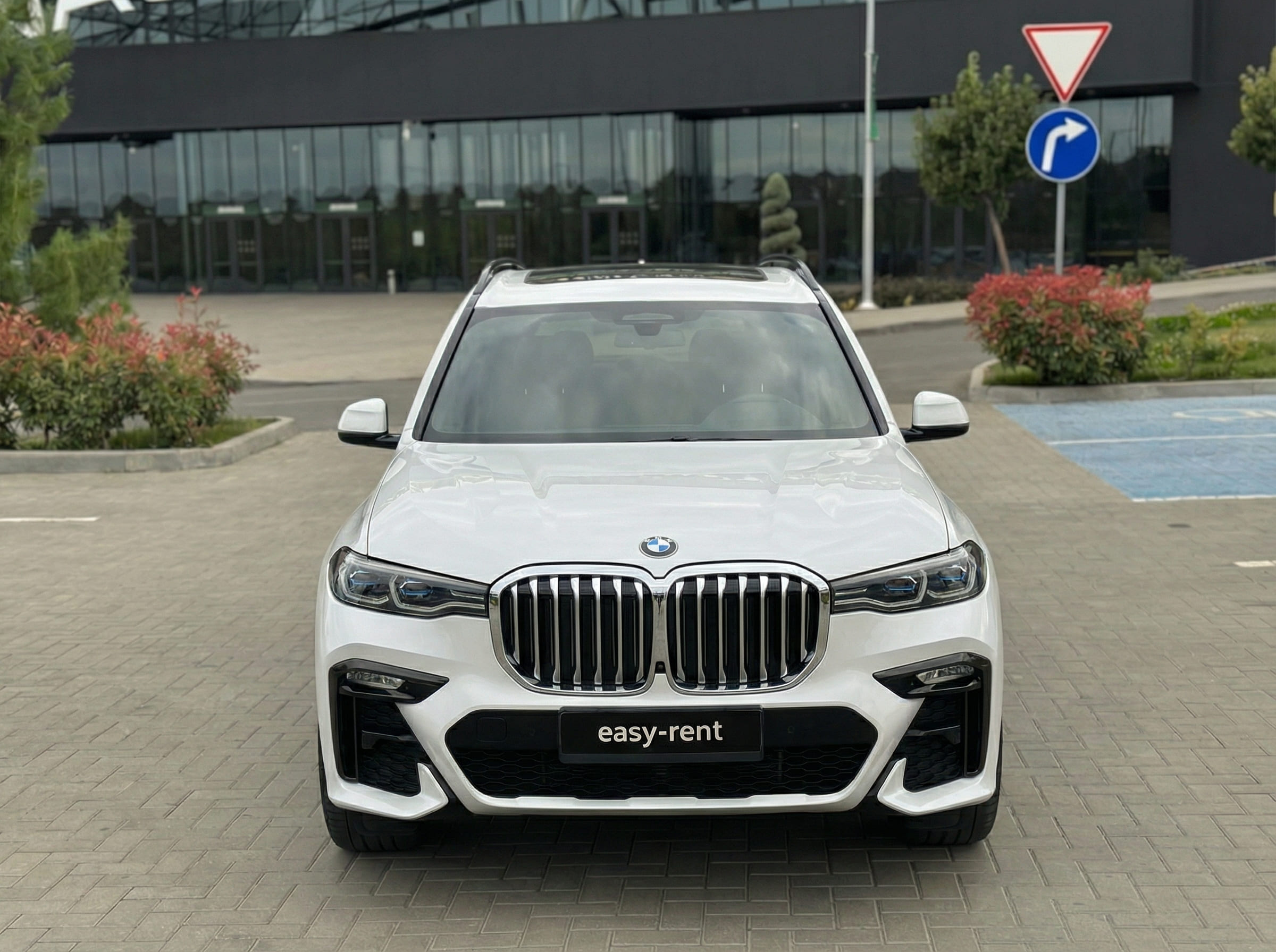 BMW  X7 M Sport Pro