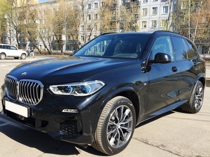 Chirie BMW X5 M Sport Plus