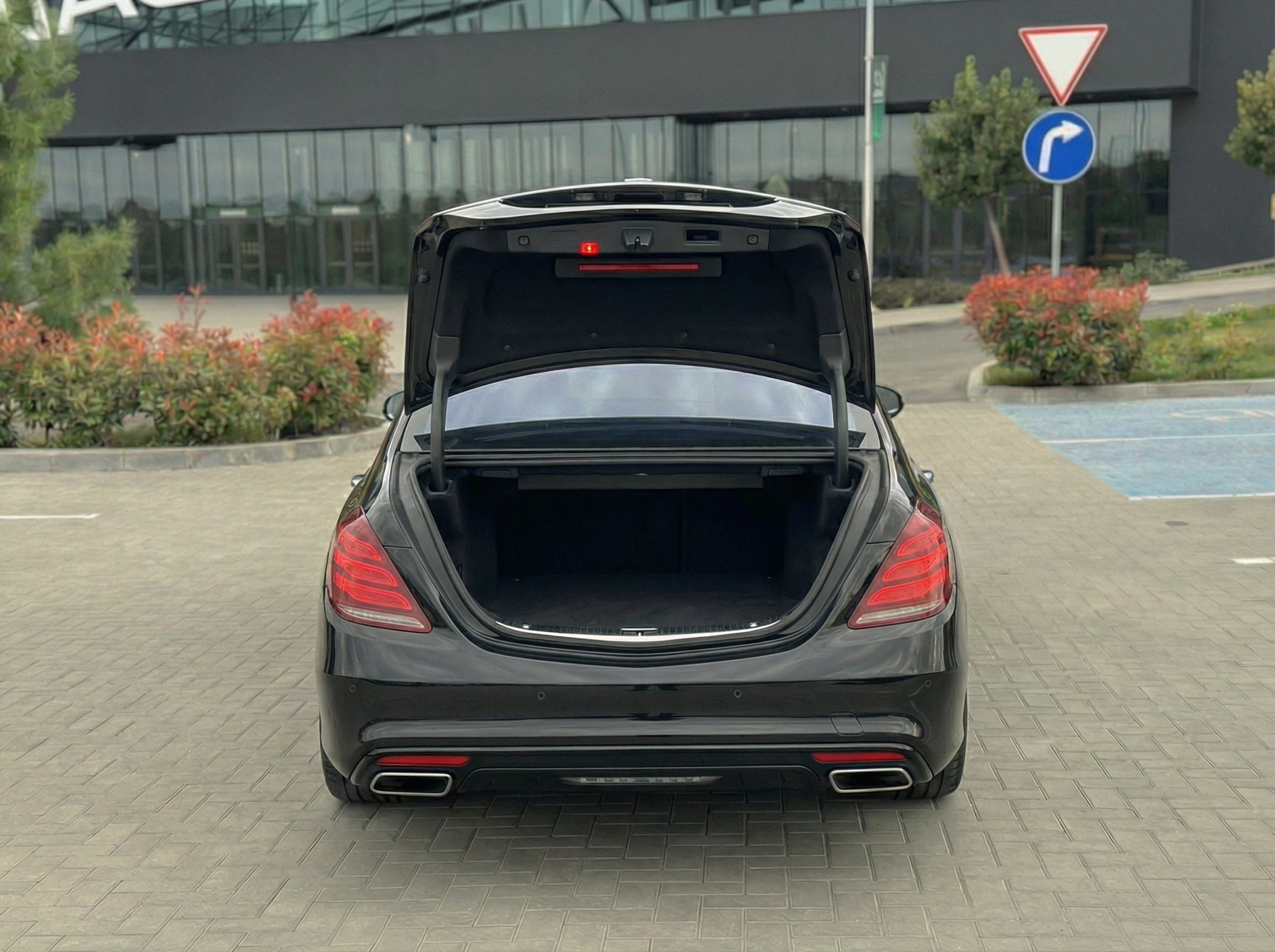 Mercedes-Benz S W222