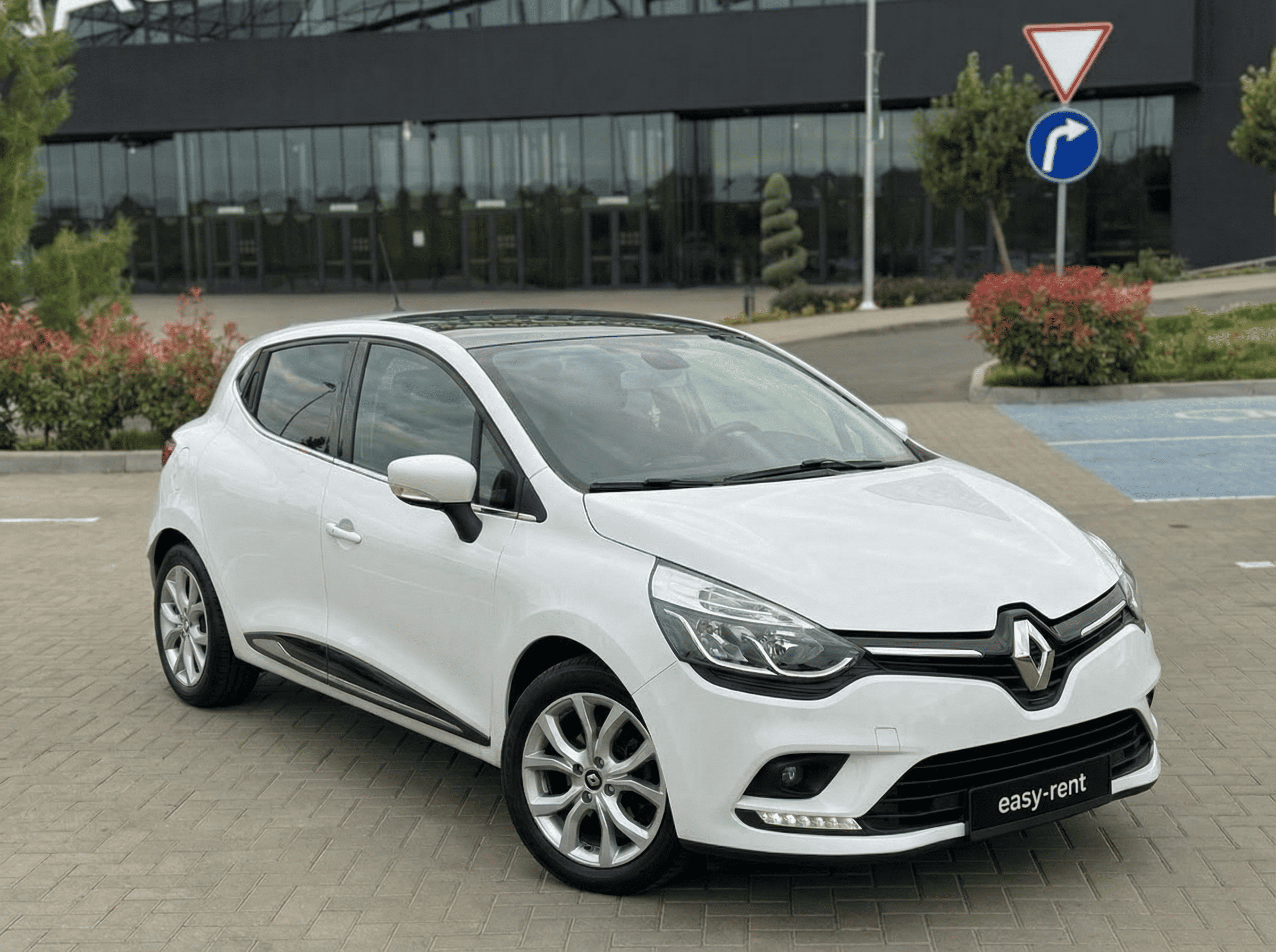 Chirie Renault Clio