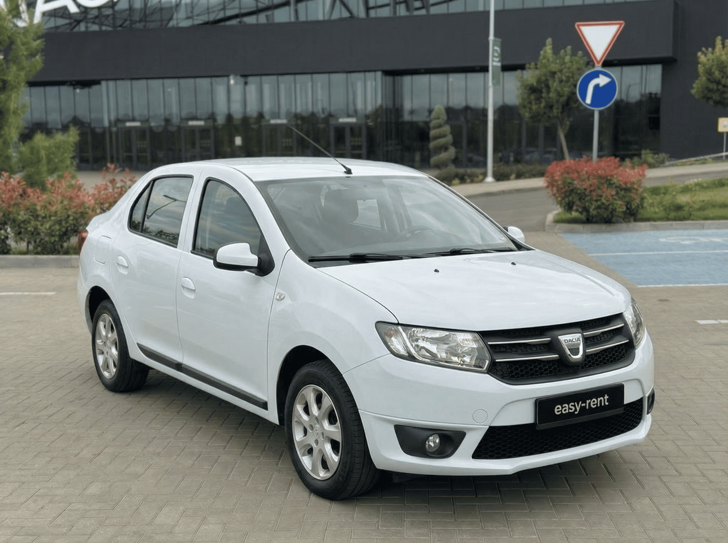 Chirie Dacia Logan