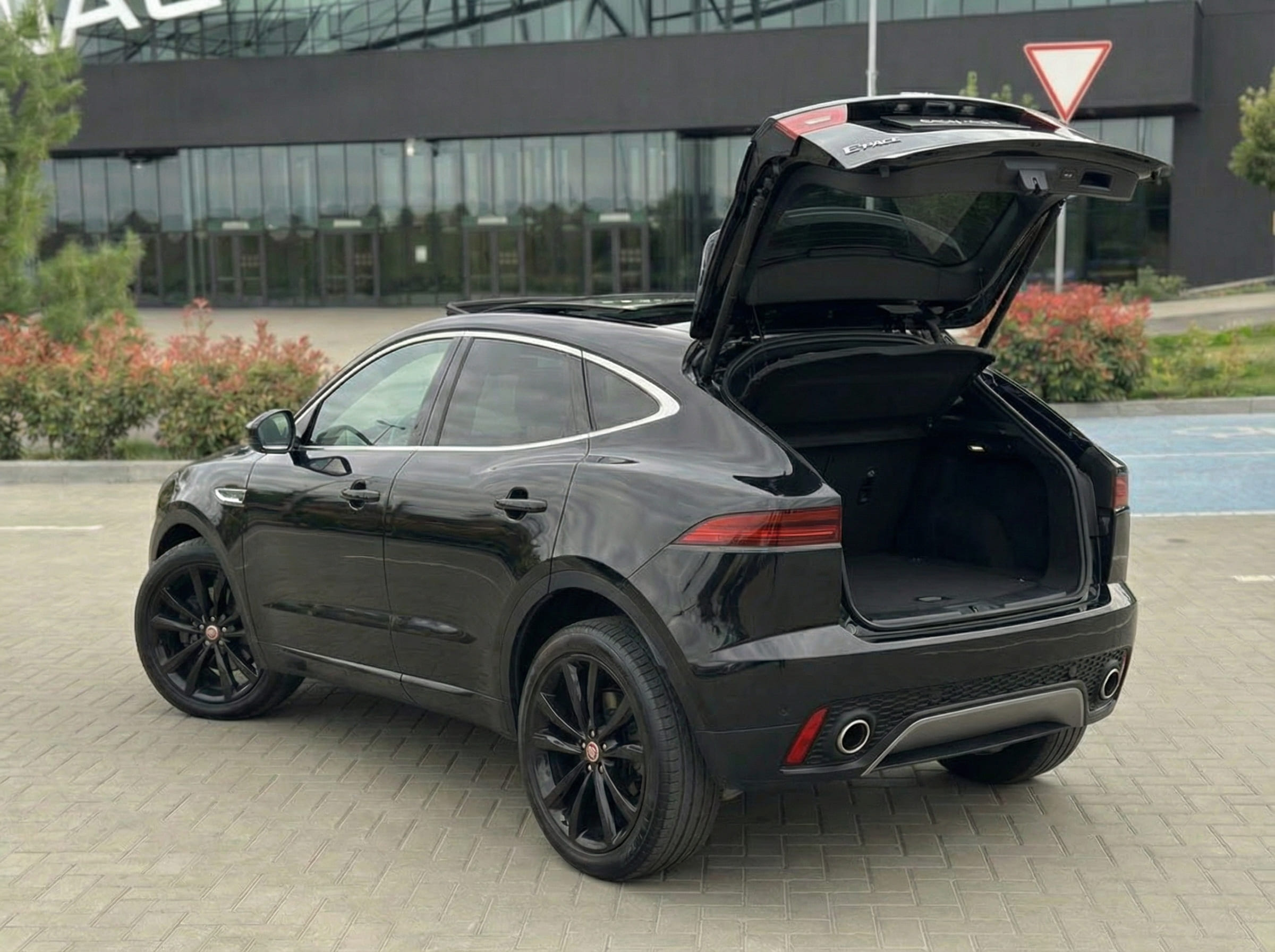 Jaguar E-Pace 